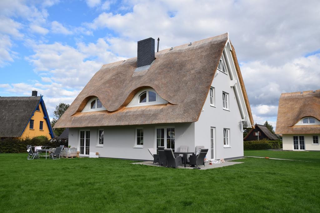 Reetdachhaeuser Boergerende Exterior foto